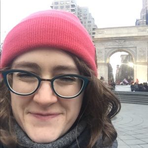 Meet your Posher, Megan